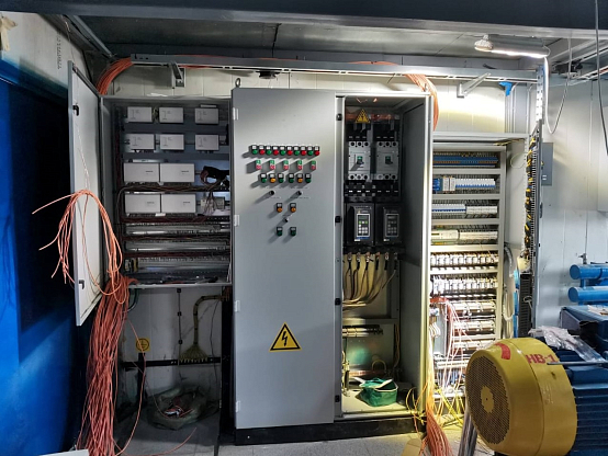 Шкафы управления ГРАНТОР для резервуарного парк УПН Средне-Хулымского нефтяного
месторождения 3 - NordEnergy